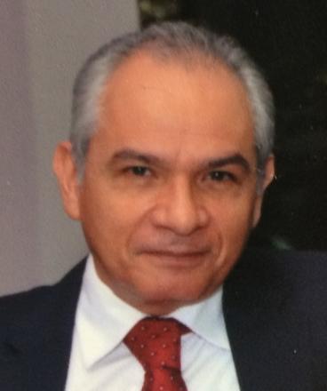 Dr. Roberto Mendoza Alfaro